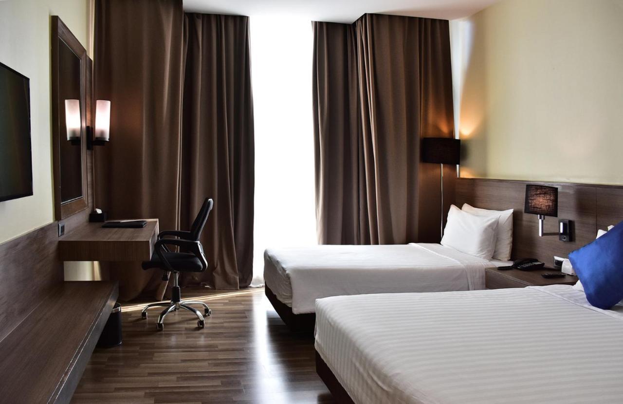 Best Western Plus Wanda Grand Hotel Nonthaburi Exterior foto