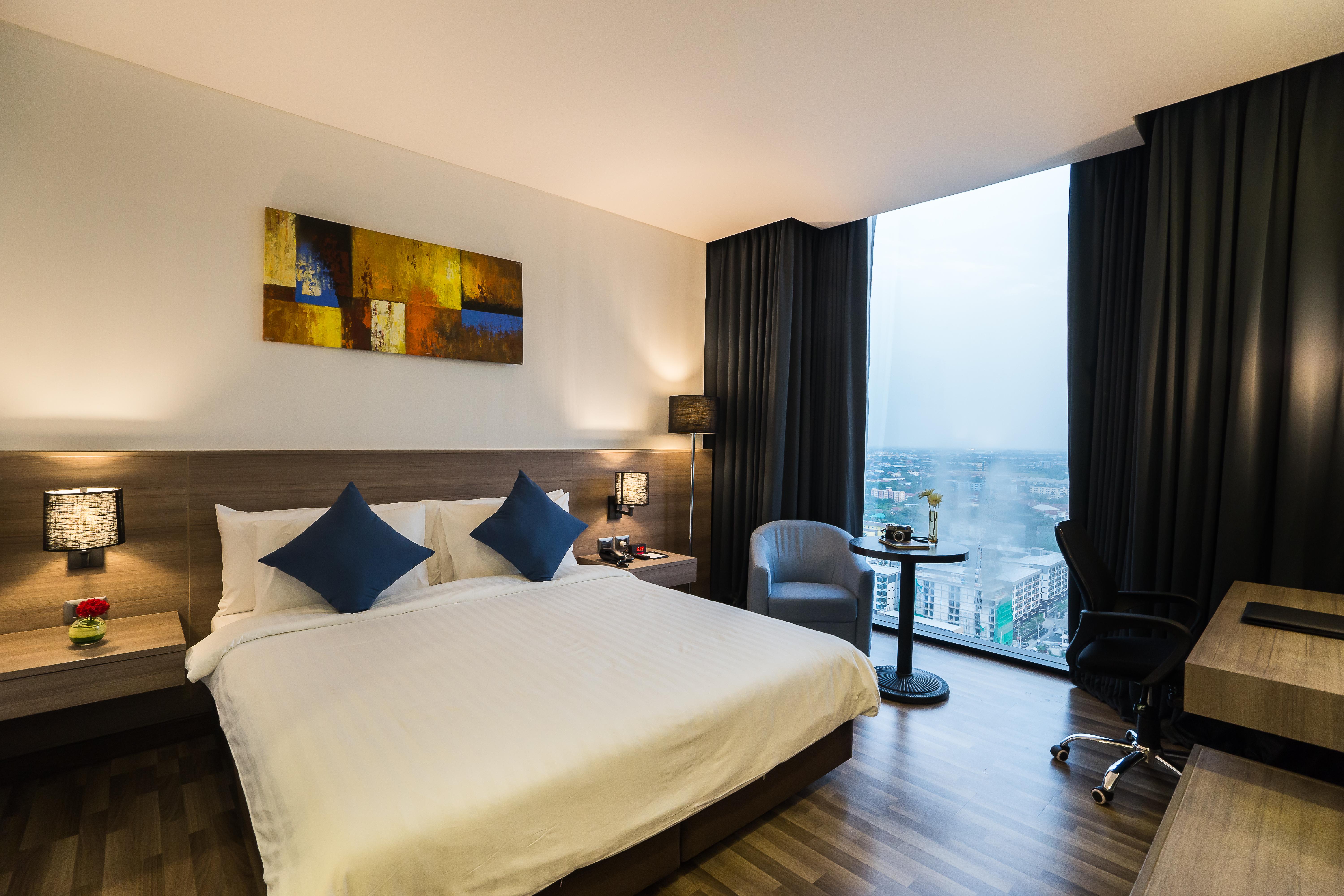 Best Western Plus Wanda Grand Hotel Nonthaburi Exterior foto